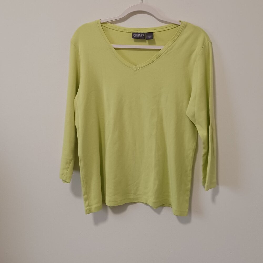 Additions By Chico's Women's Long Sleeve V Neck  Light Green Top Shirt Size 2